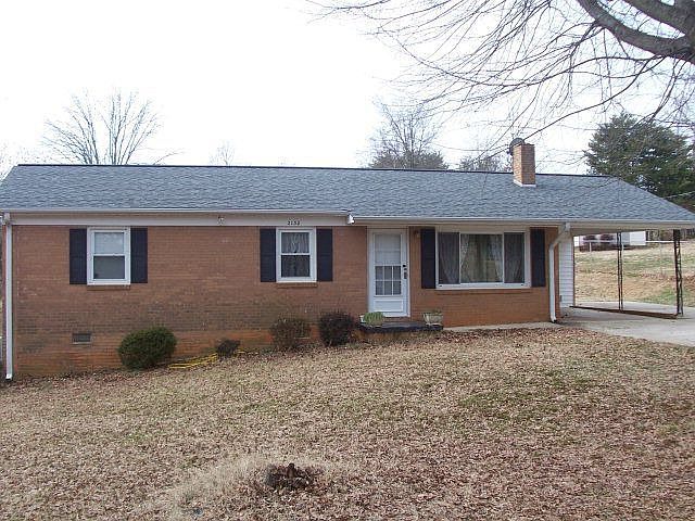 1st image of 2130 Amesbury Dr