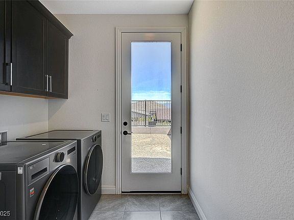 5th image of 11676 Midnight Melody Ave
