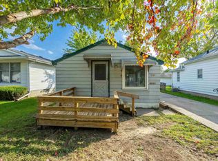 516 29th Ave, Moline, IL 61265