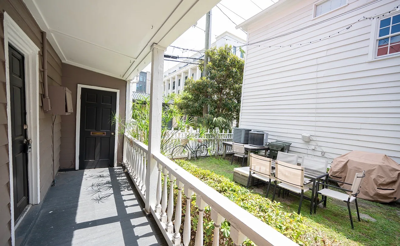 2 bed, 800 sqft, $2,550 — Photo 3