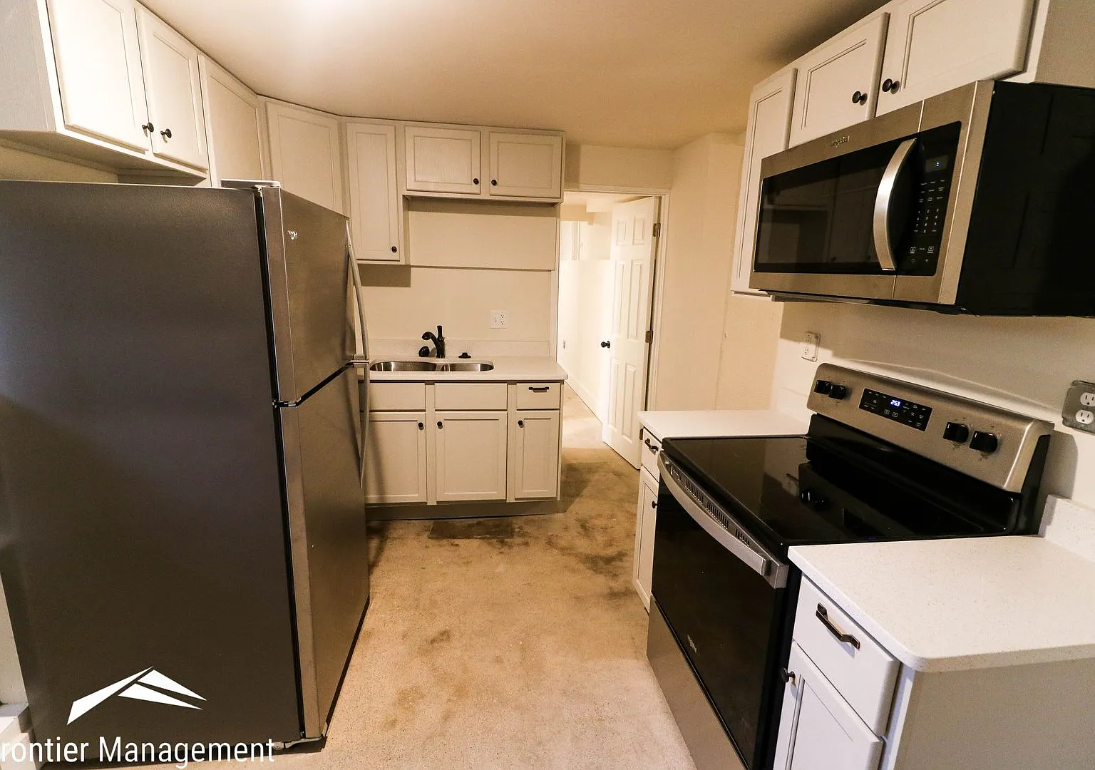 1000 Leavenworth — Photo 3