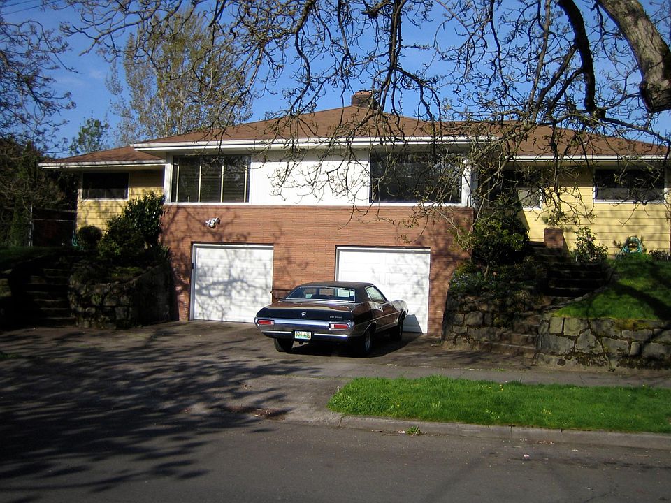 Outdoor photo taken before NEW exterior paint