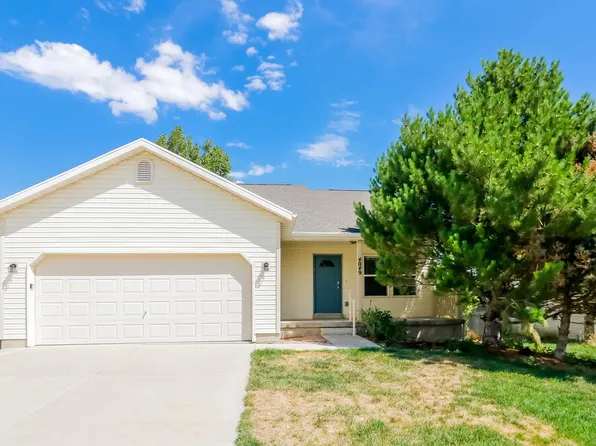 4049 E Sioux St, Eagle Mountain, UT 84005