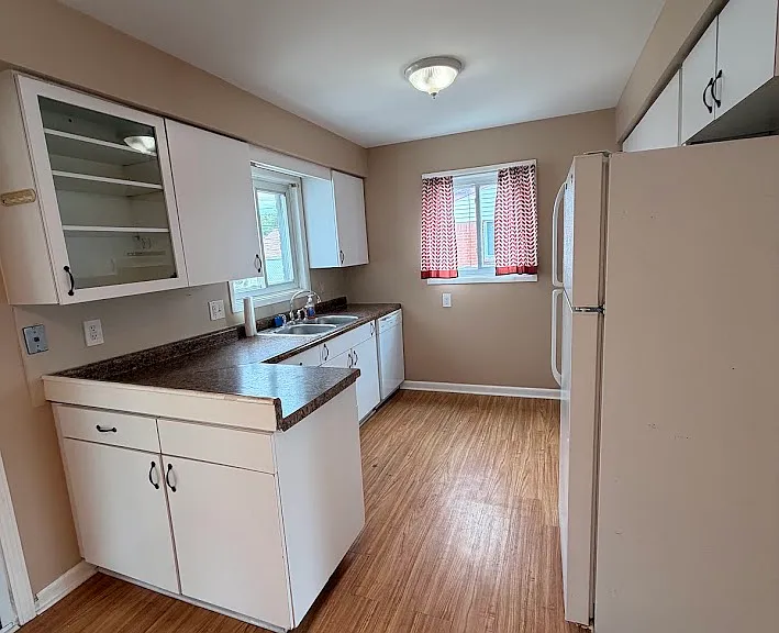29594 Maplewood St — Photo 7