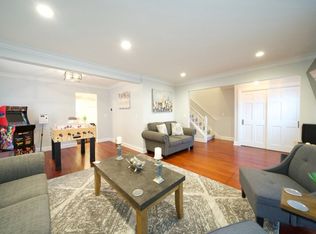 804 State St #ID1285025P, Saint Charles, IL 60174