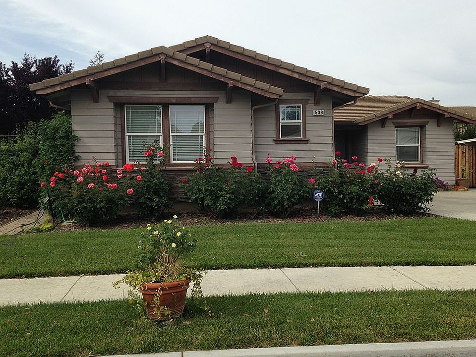 2nd image of 539 Coconut St