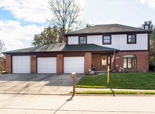 6031 Buck Trail Rd, Indianapolis, IN 46237