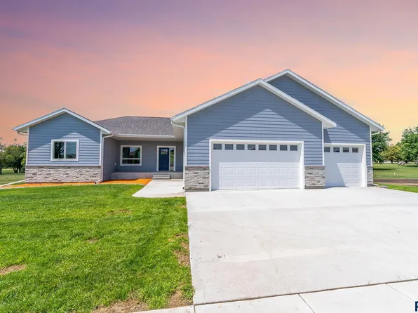 609 S Allen Ave, Colman, SD 57017