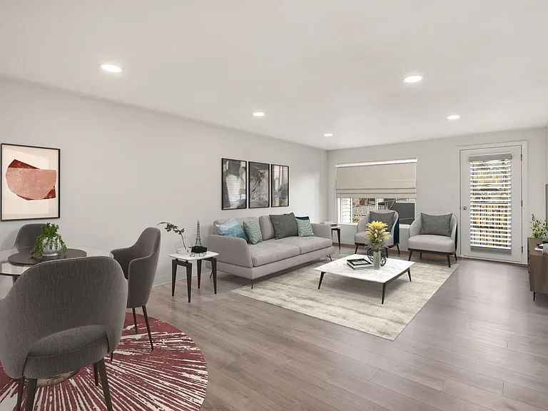 Maple Leaf Residences — Photo 32