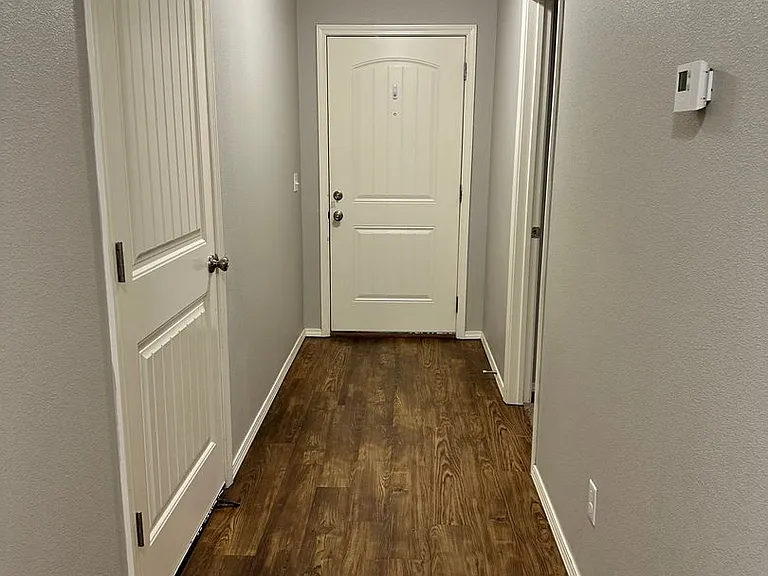2900 SW Amberwood Ave #2 — Photo 9