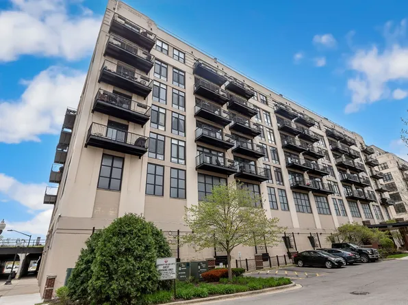 1525 S Sangamon St #402, Chicago, IL 60608