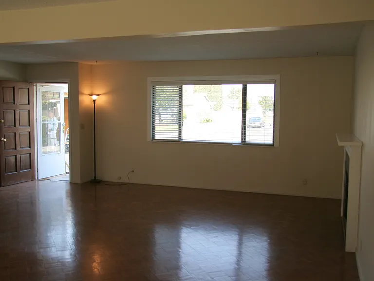 11951 Bartlett St — Photo 2