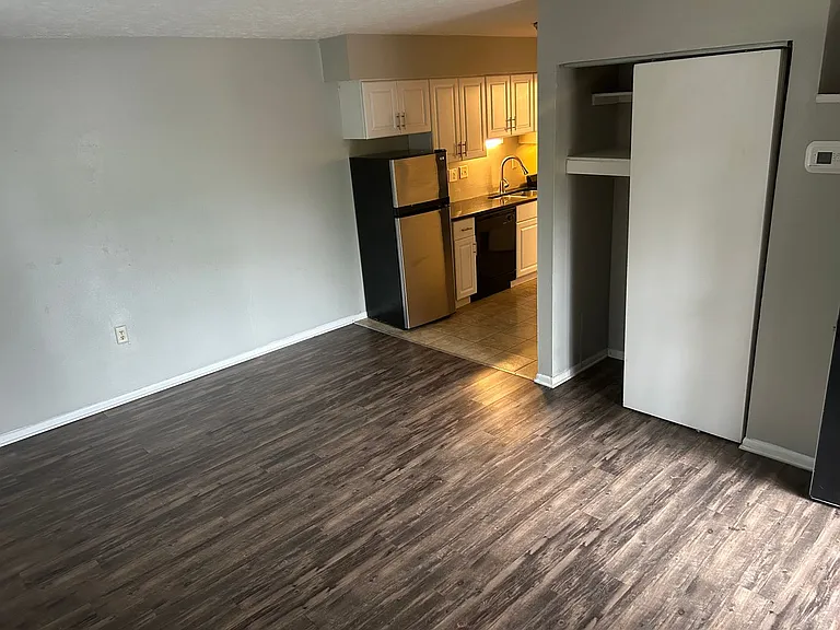 40 McMillen Ave — Photo 13
