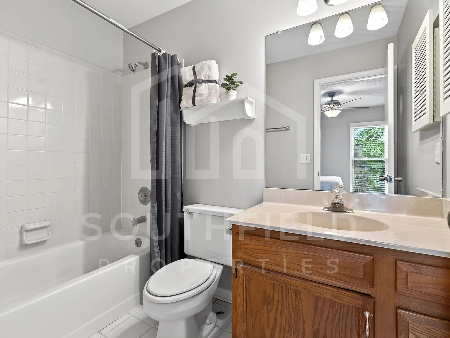 1069 Crisfield Drive - 1 — Photo 3
