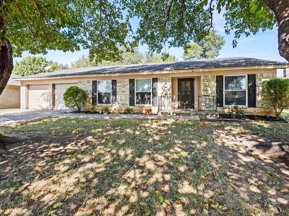 6533 Circleview Dr, North Richland Hills, TX 76180