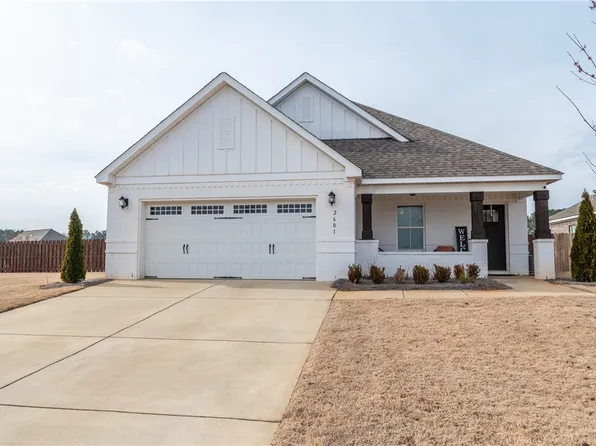 2601 Farmstone Rdg, Auburn, AL 36830