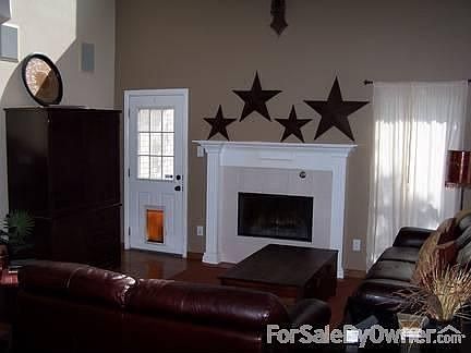 4th image of 2005 Hillshire Dr