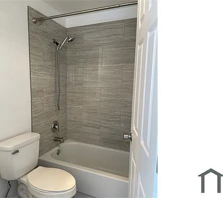 7405 Beverly Ln #202 — Photo 4