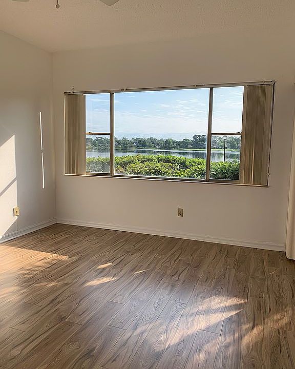 Master Bedroom Bed#1