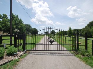 5215 Milam Rd, Mesquite, TX 75181