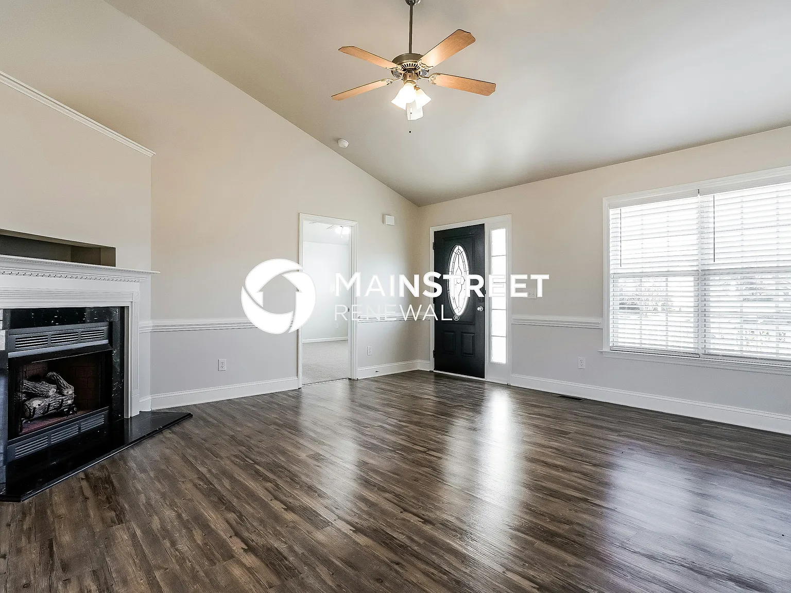 217 Water Oak Dr — Photo 2