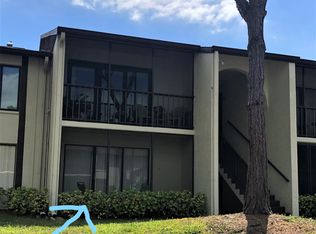 2699 Pine Ridge Way E APT E1, Palm Harbor, FL 34684