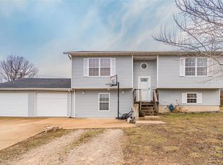 14655 Hobby Rd, Saint Robert, MO 65584