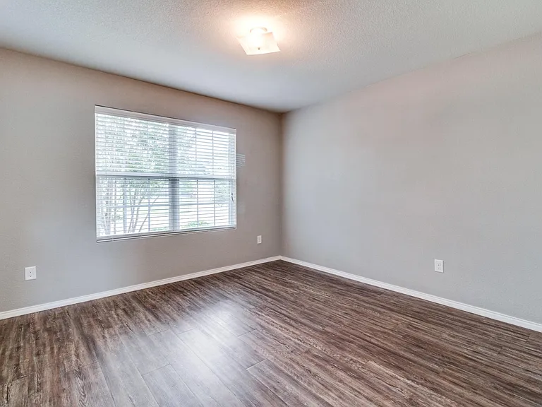 1434 S Raven Dr — Photo 14