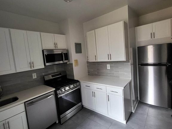 2nd image of 11814 83rd Ave APT 2D