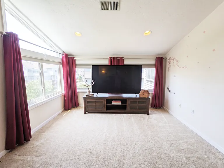 142 Algonquin Trl — Photo 9