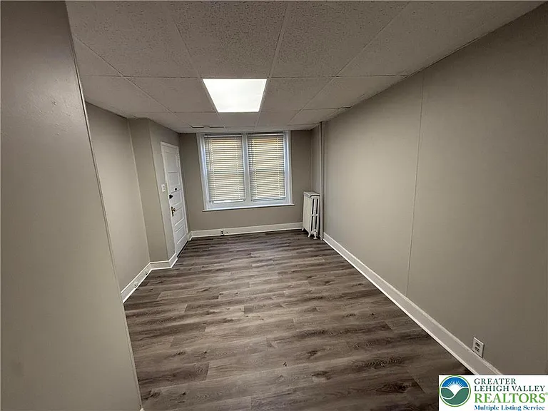 60 E Broad St #2 — Photo 3