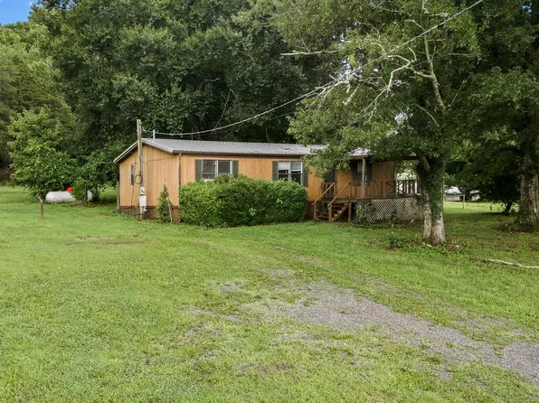 97 Delina Boonshill Rd, Petersburg, TN 37144