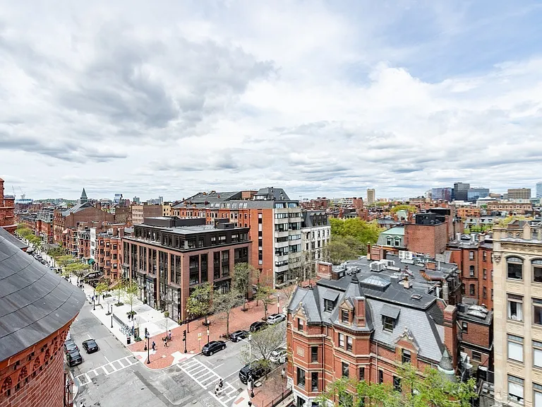 271 Dartmouth St #6M — Photo 12
