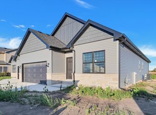 1165 Farmstone Dr, Diamond, IL 60416