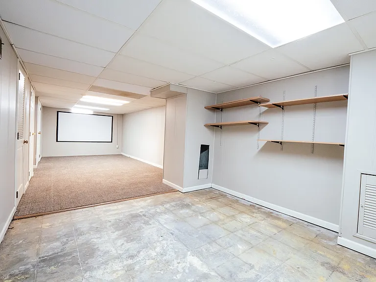 1015 Brough Ave — Photo 8