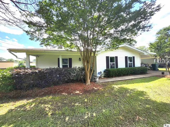 10469 Harper Dr, Bastrop, LA 71220