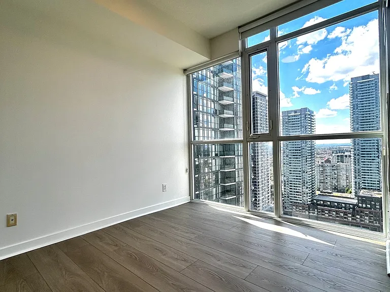 4070 Confederation Pkwy #2909 — Photo 28