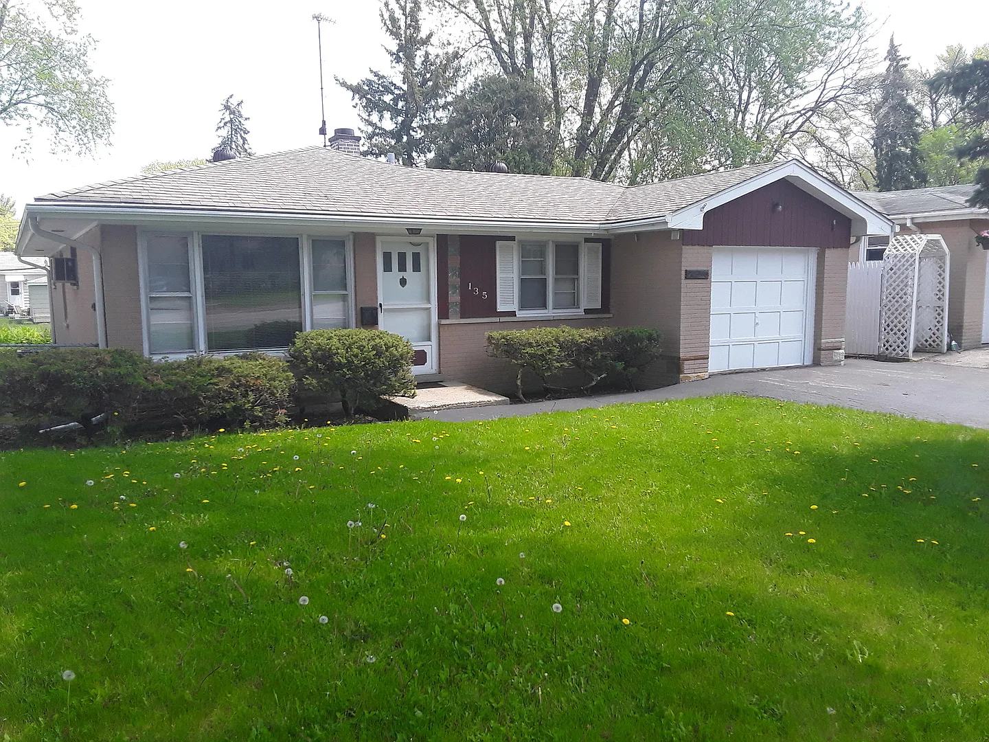 135 S Lake St photo 1