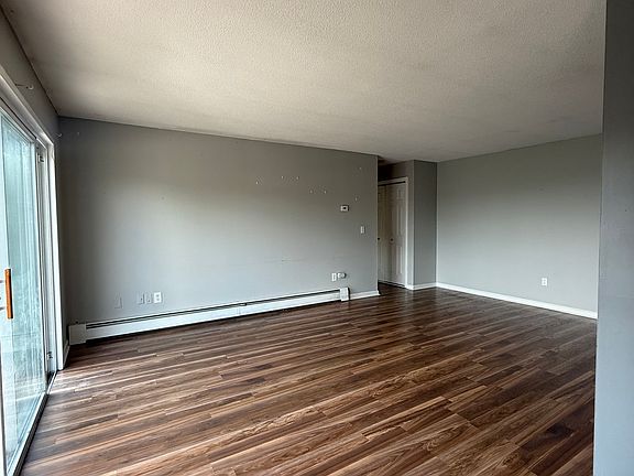 5th image of 43 Balance Rock Rd APT 17