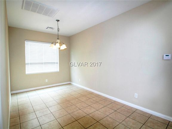 3rd image of 6061 Glenborough St