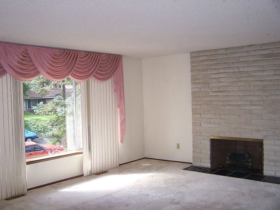 2nd image of 14028 109th Ave NE