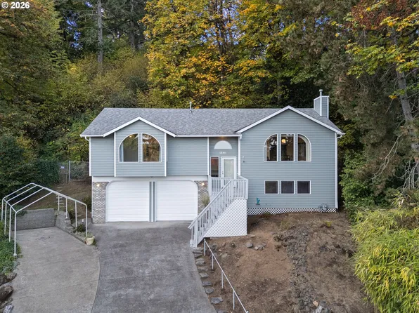 8431 SE Cason Ct, Gladstone, OR 97027
