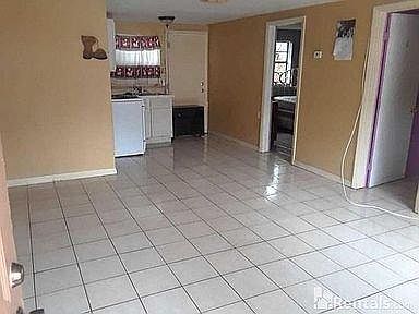 2nd image of 901 S Delaware Ave #4