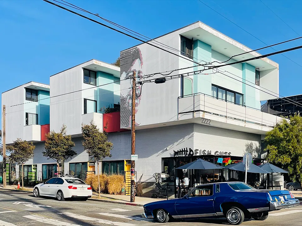 2222 Logan Ave #8