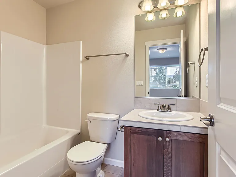 17067 SW Jean Louise Rd — Photo 21
