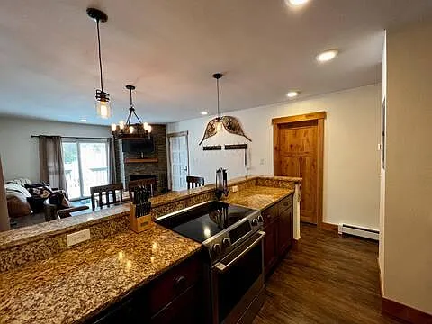 2 bed, 802 sqft, $3,200 — Photo 4