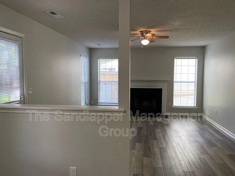 1287 Horseshoe Bnd — Photo 12