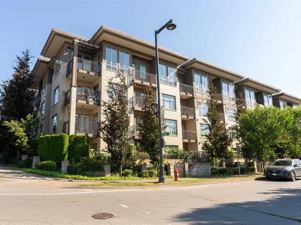 13468 King George Blvd #110, Surrey, BC V3T 0H5