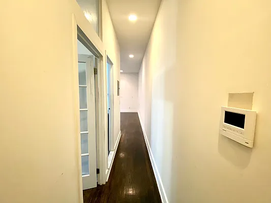 Rented by Douglas Elliman | media 21