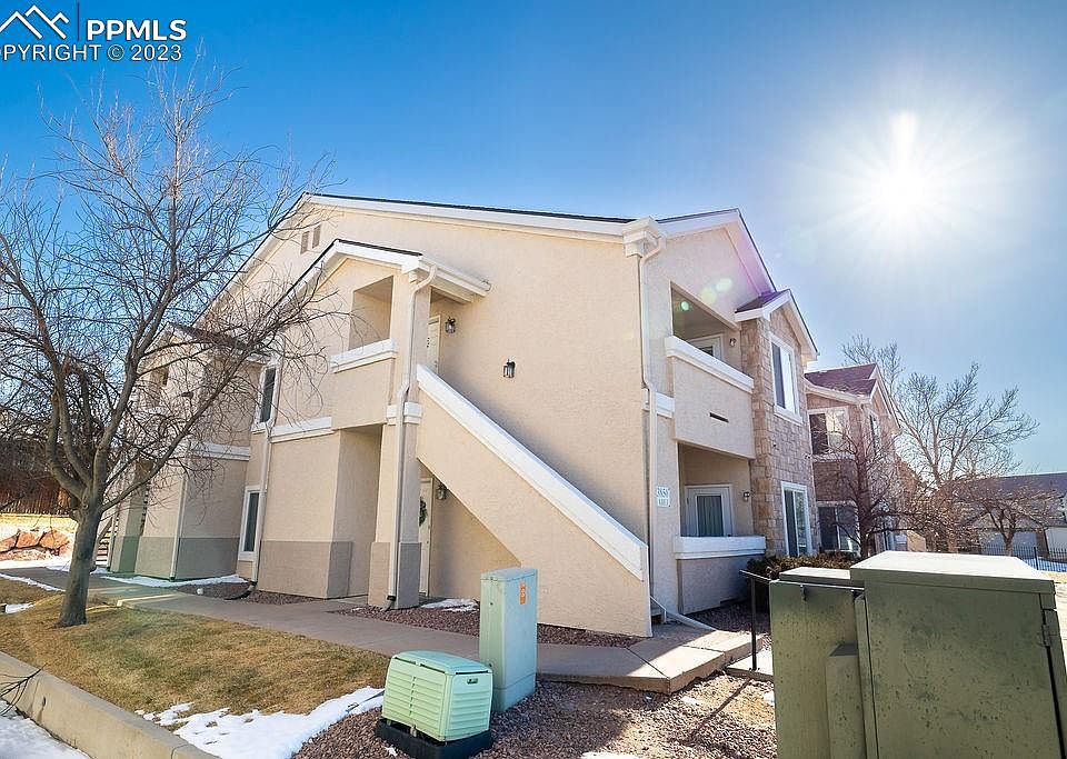 Strawberry Fields Condominiums 3850 Strawberry Field Grv Colorado